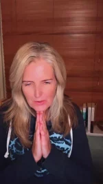 Animal Thoughts Weekly Live 

Remembrance Day : Animal Communication 

- remembering war animals ❤️
- second most powerful portal 💥
- communicate with your animal in-spirit, war animals, and…
- elephant matriarch 🐘